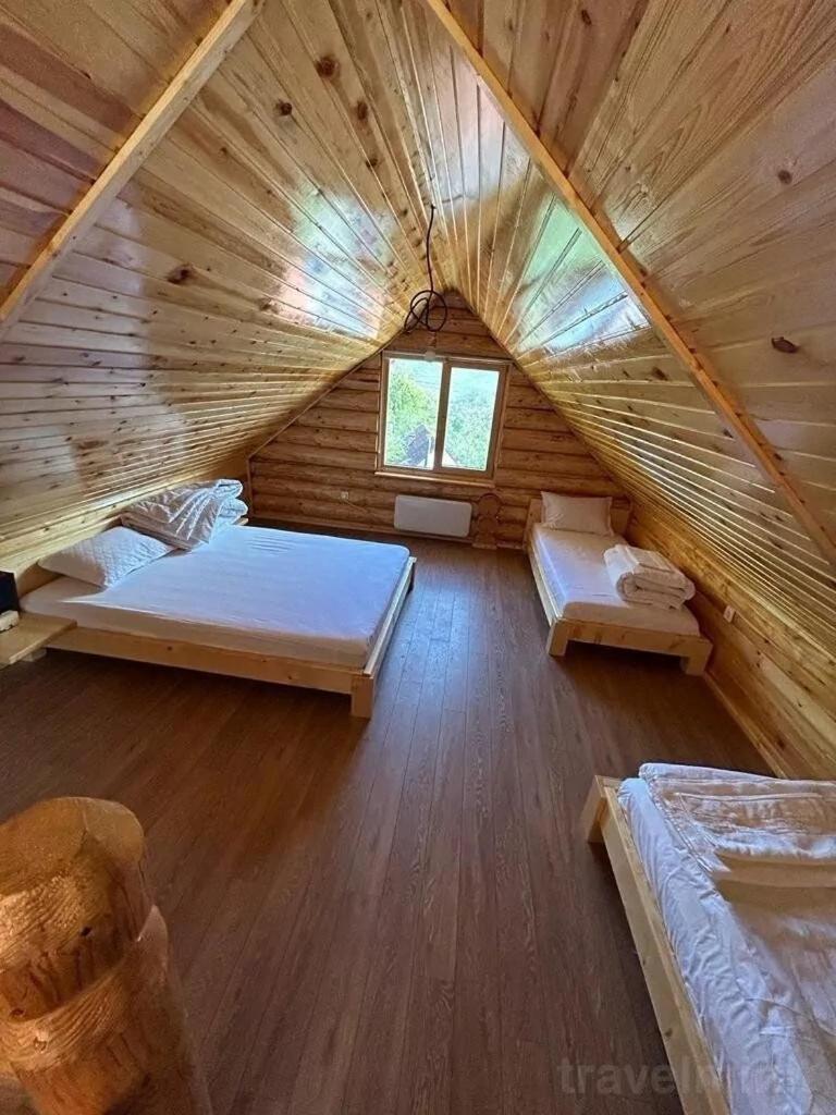 Long Rock Chalets Rimetea Exterior photo